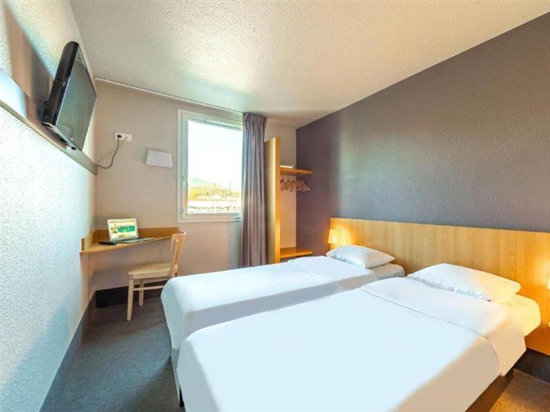 B&B Hotel Toulon Ollioules Exteriör bild