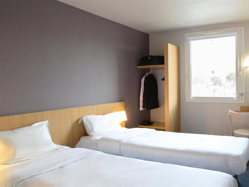 B&B Hotel Toulon Ollioules Exteriör bild