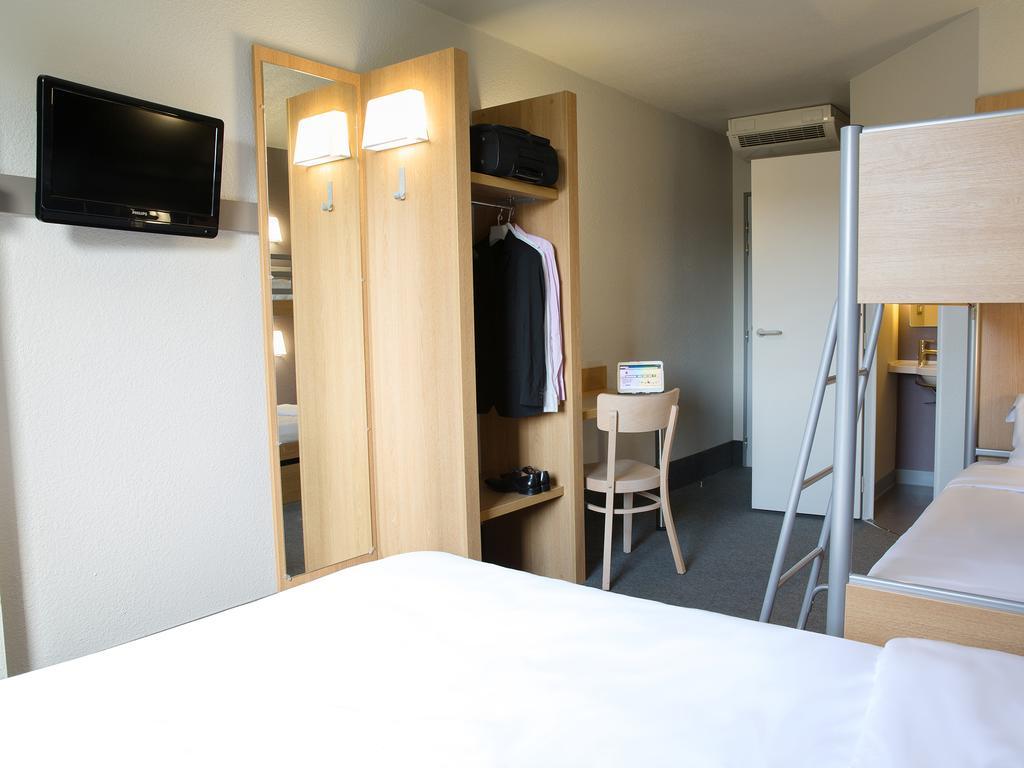 B&B Hotel Toulon Ollioules Exteriör bild