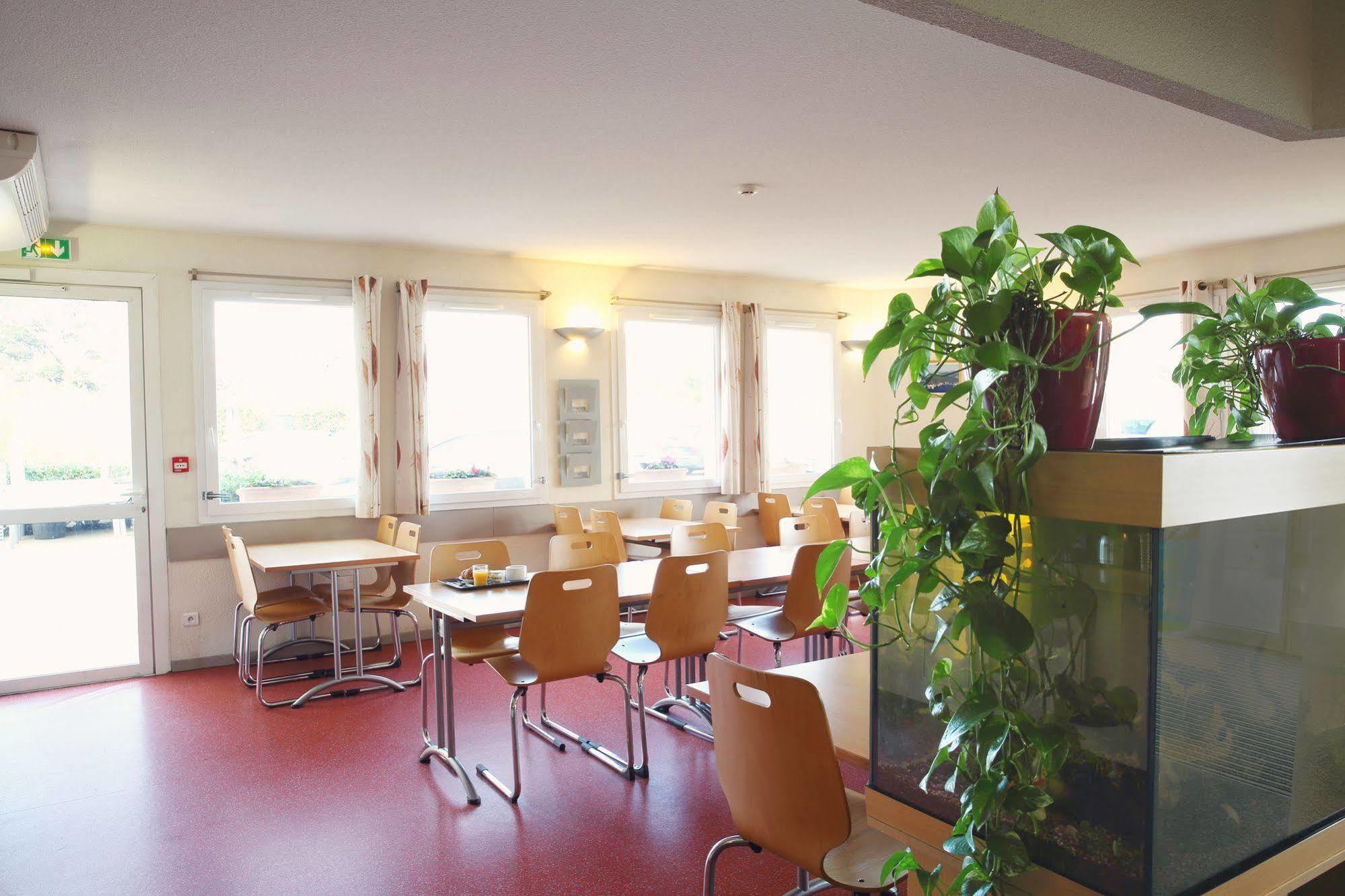 B&B Hotel Toulon Ollioules Exteriör bild