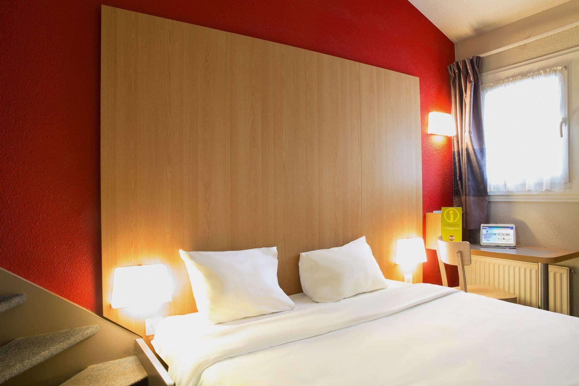 B&B Hotel Toulon Ollioules Exteriör bild