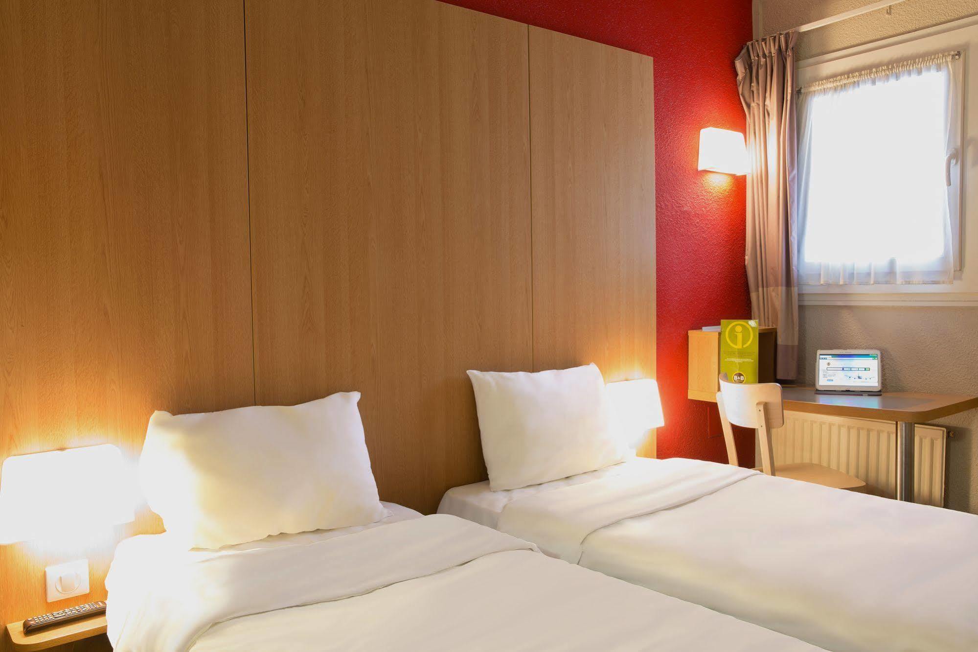 B&B Hotel Toulon Ollioules Exteriör bild