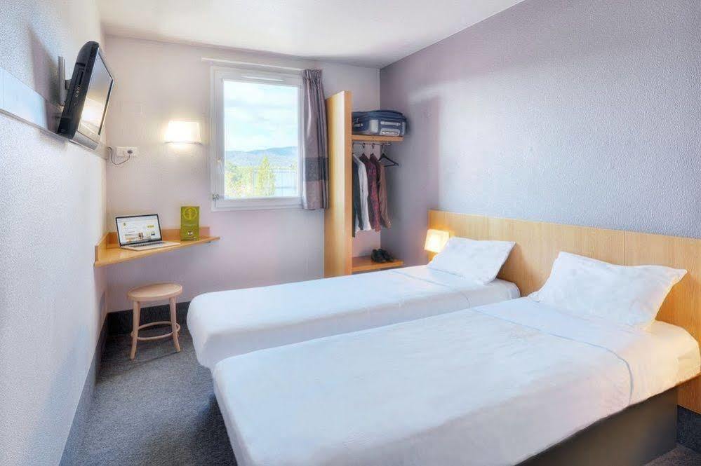 B&B Hotel Toulon Ollioules Exteriör bild